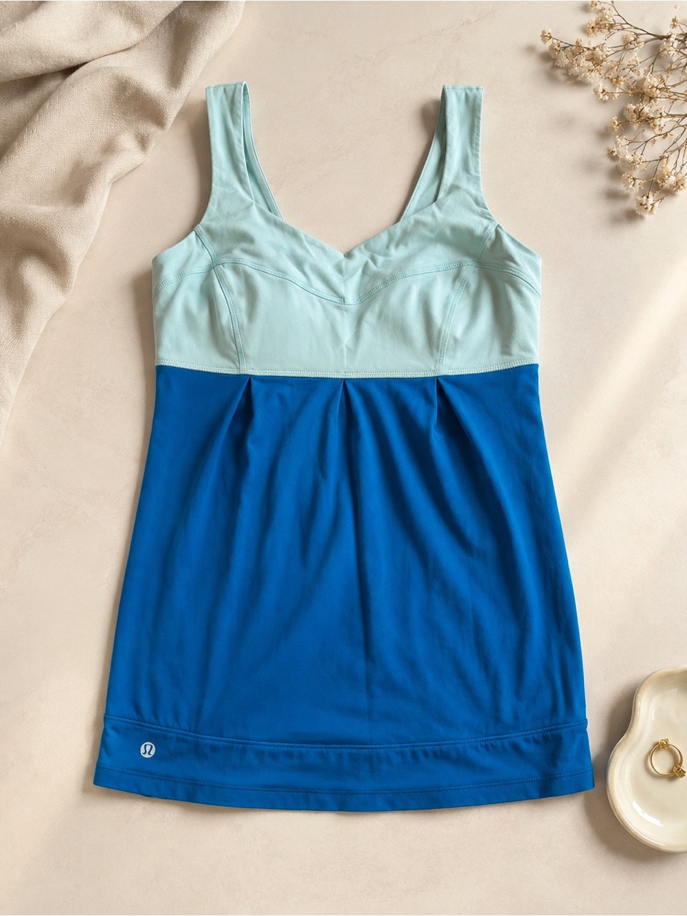 lululemon athletica Double‑Tone Tank Top in Light Blue and Bright Blue